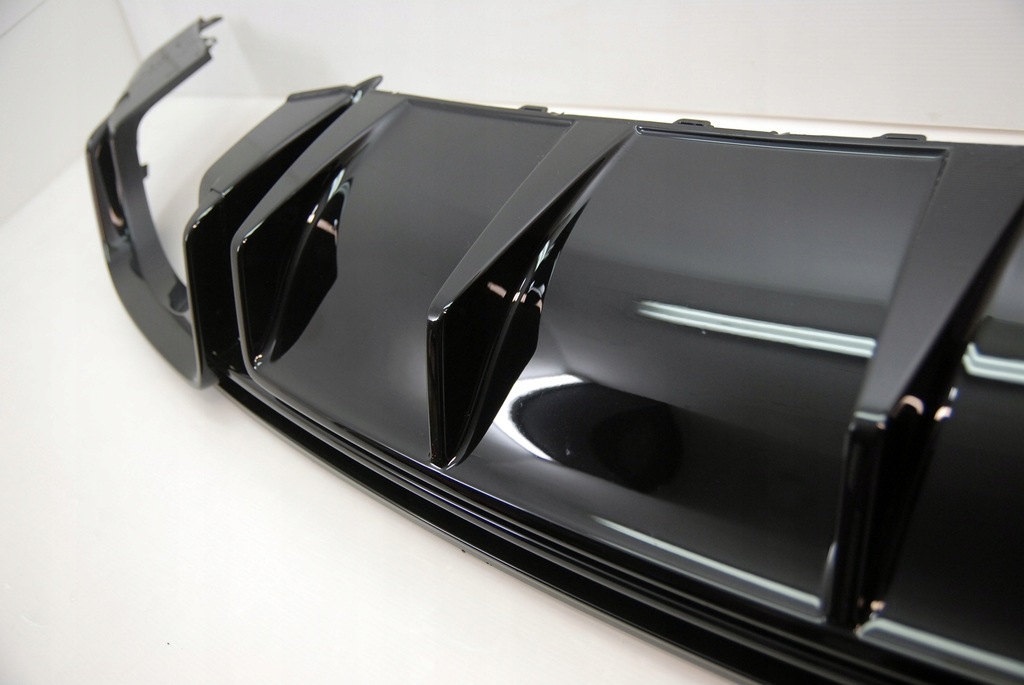 фото №14, Audi tt ttrs 8s0 lift 18-24 8s0807514c диффузор спойлер бампера заднего