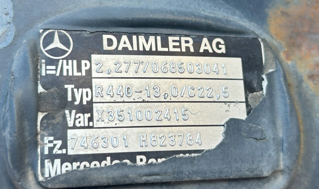 Міст диференціал ступиця mercedes actros mp4 2.277 r440-13 Оригінал