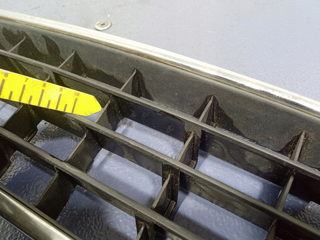 фото №8, Audi a6 s6 c5 4.2 решітка бампера перед 4b3807647