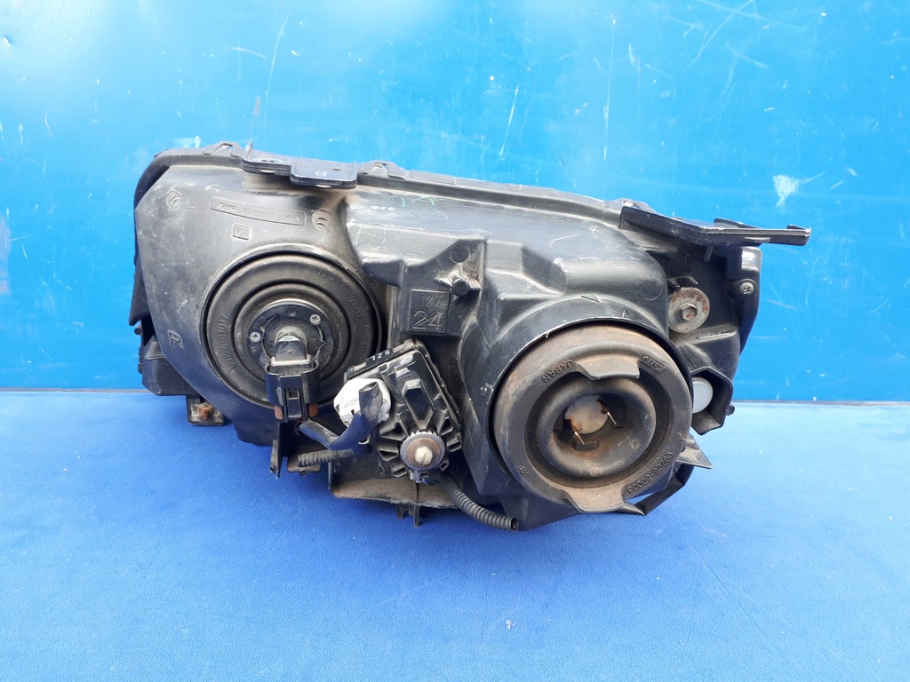 фото №9, Suzuki vitara 5d 06- 2006- фара лампа права