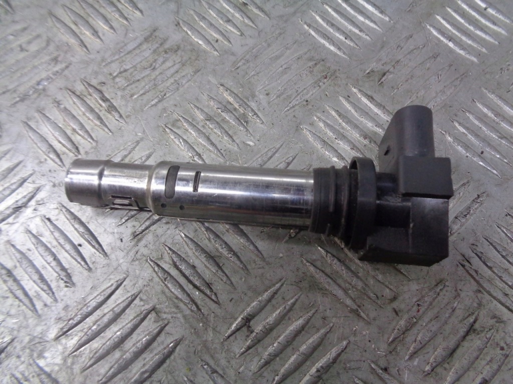 фото №4, Катушка зажигания seat ibiza iii 1.4 r0401s00400