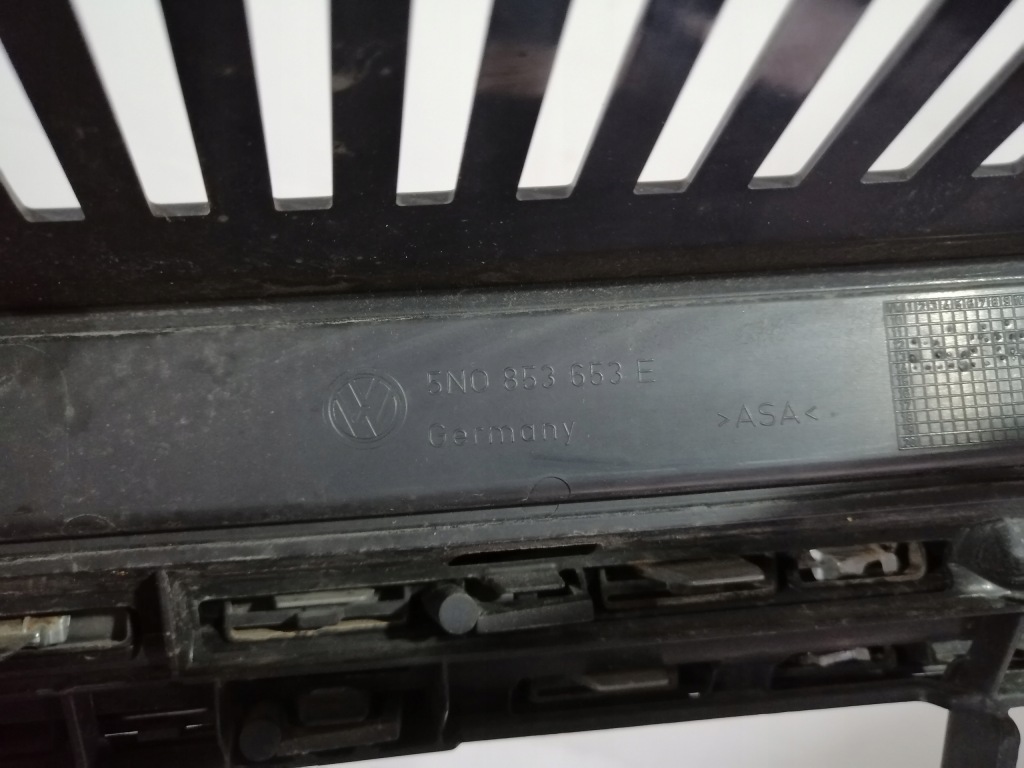 Решётка радиатора решётка радиатора vw tiguan i lift 5n0 в Украине