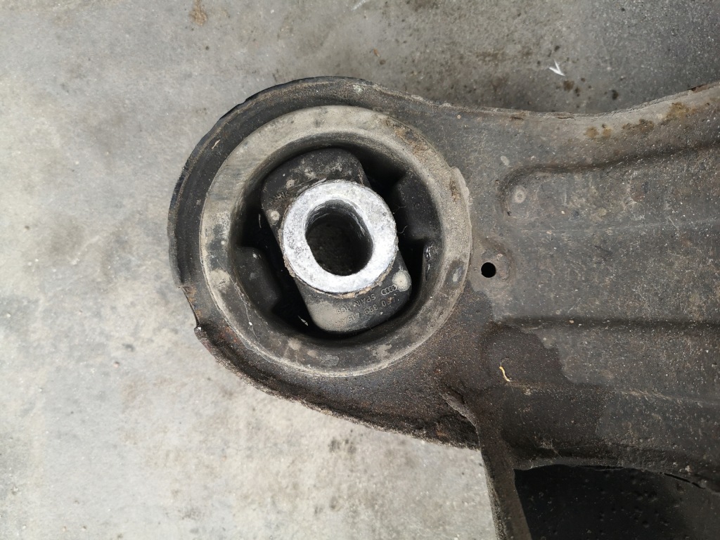 фото №7, Подрамник подрамник балка перед audi a6 c6 3.2 fsi