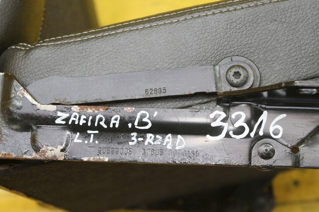 фото №13, Сиденье левый задняя задний 3 ряд zafira b