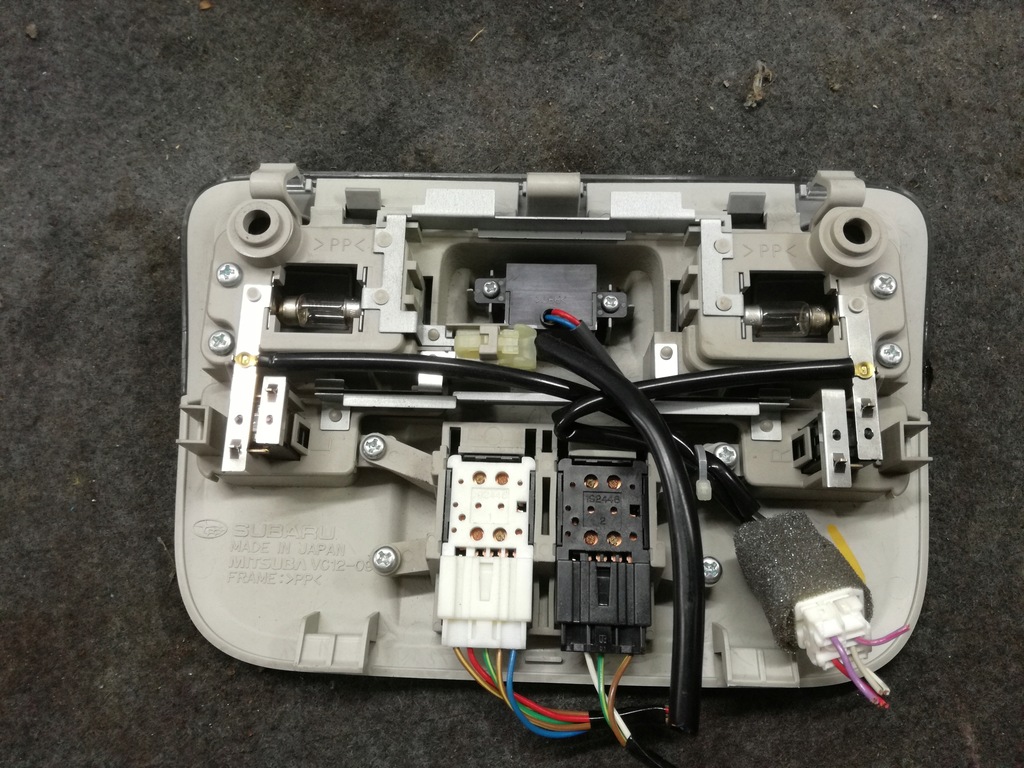 фото №4, Subaru xv impreza лампа стельовий освітлення