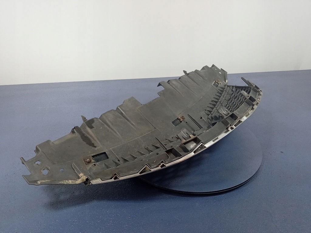 фото №6, Mazda mpv ii lw lift 03- решётка радиатора решётка радиатора le43b0712