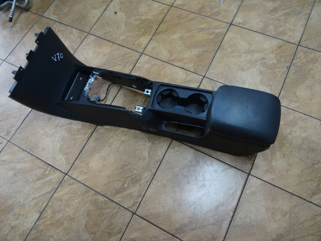 фото №1, Volvo v50 тунель середній 8687408