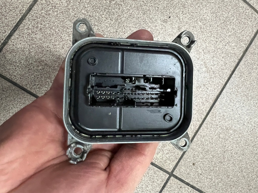 фото №3, Tesla model y 20- модуль led преобразователь лампы 1532925-09-e