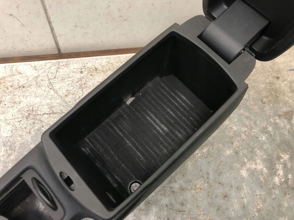 фото №5, Туннель подлокотник honda civic viii ufo 8340asmg