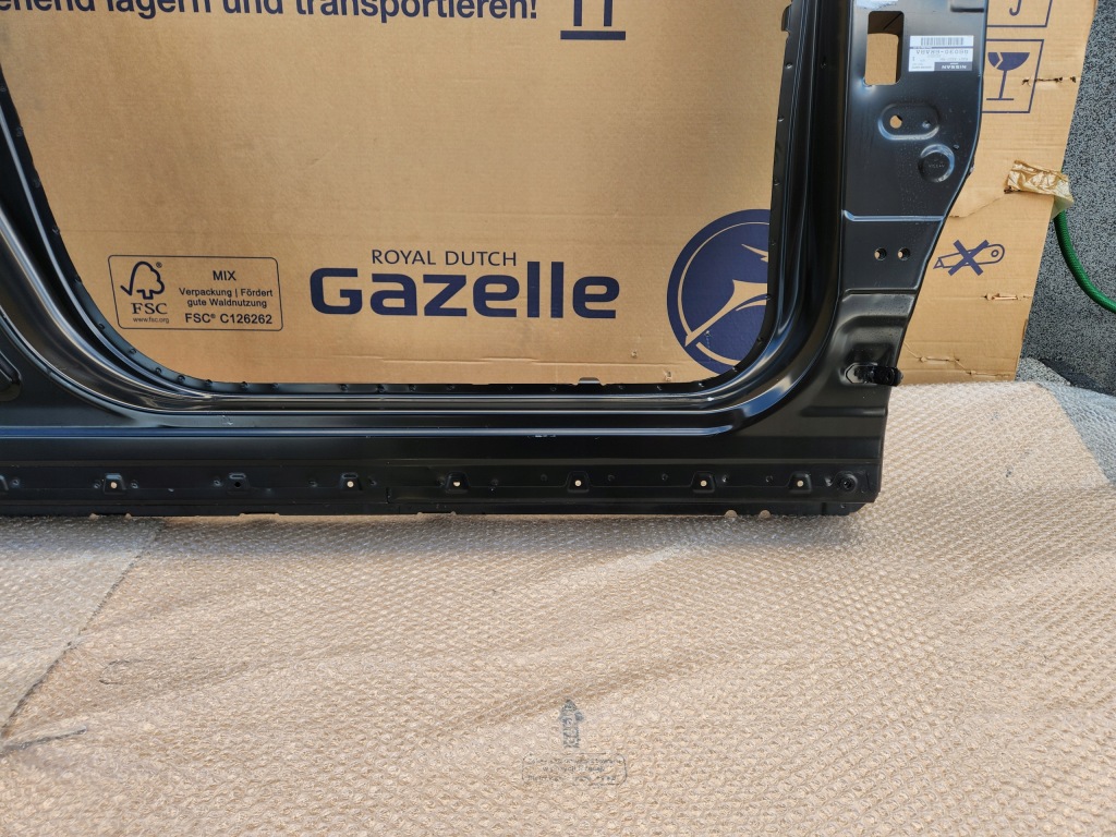 фото №6, Nissan x-trail t33 поріг блок двигуна правий зовнішній внутрішній 22- новий orygin