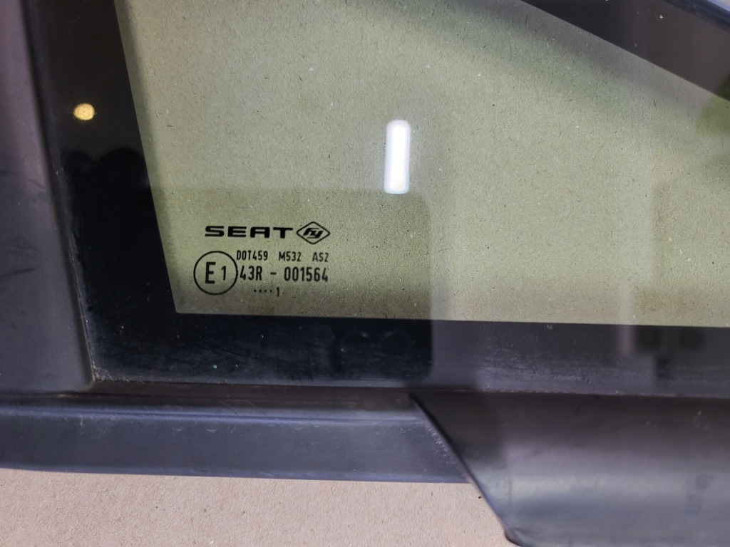 Стекло кузовная as2 правая перед seat leon 2 43r-000469 оригинальный номер Недорого