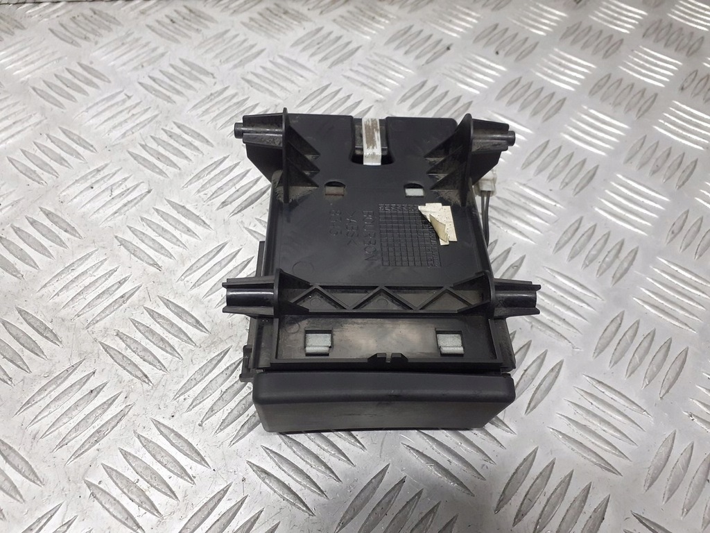 фото №5, Пепельница nissan primera p12