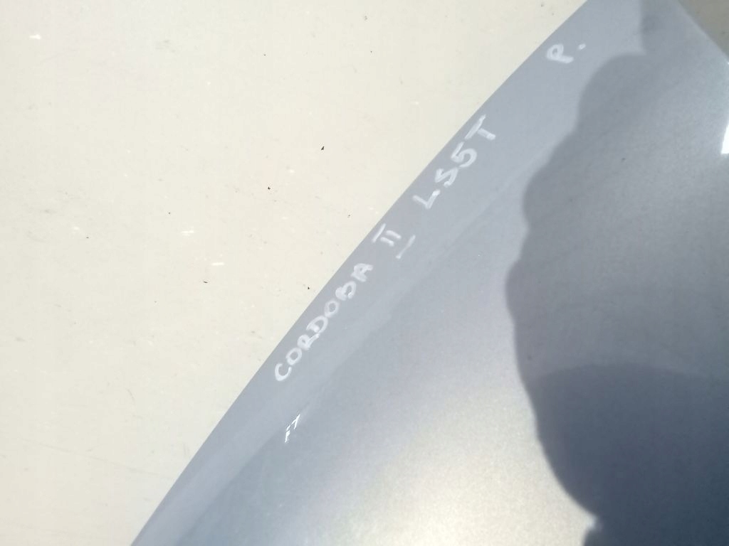 Купить Seat cordoba 2 2 крыло  правый  ls5t