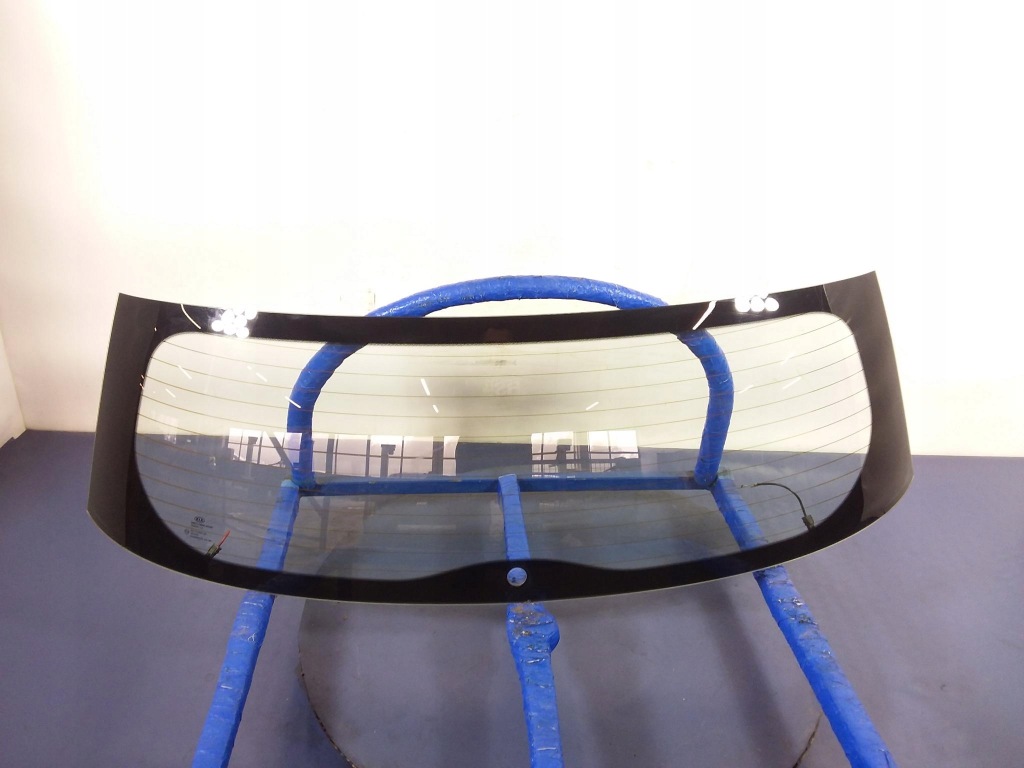 фото №1, Kia ceed i hb скло кришки багажника задня 09r