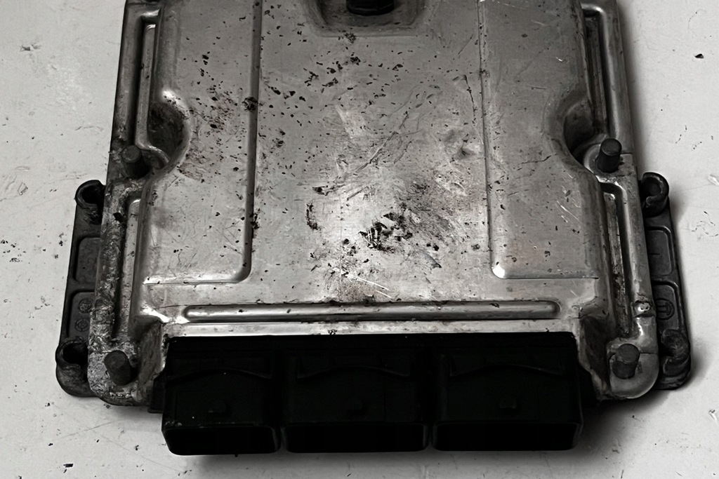 фото №1, Бортовой компьютер двигателя renault master ii фургон fd 0281011254 2.5l дизель 84kw