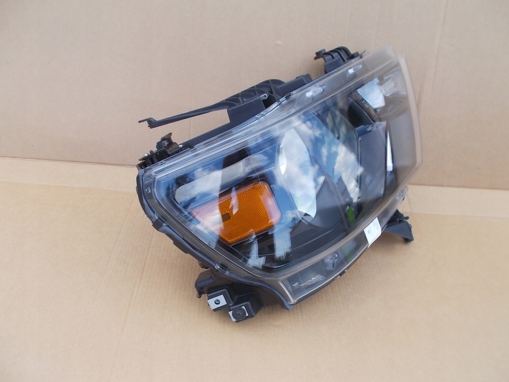 фото №12, Dodge ram ram 19- лампа звичайна права 68316086aj оригінал