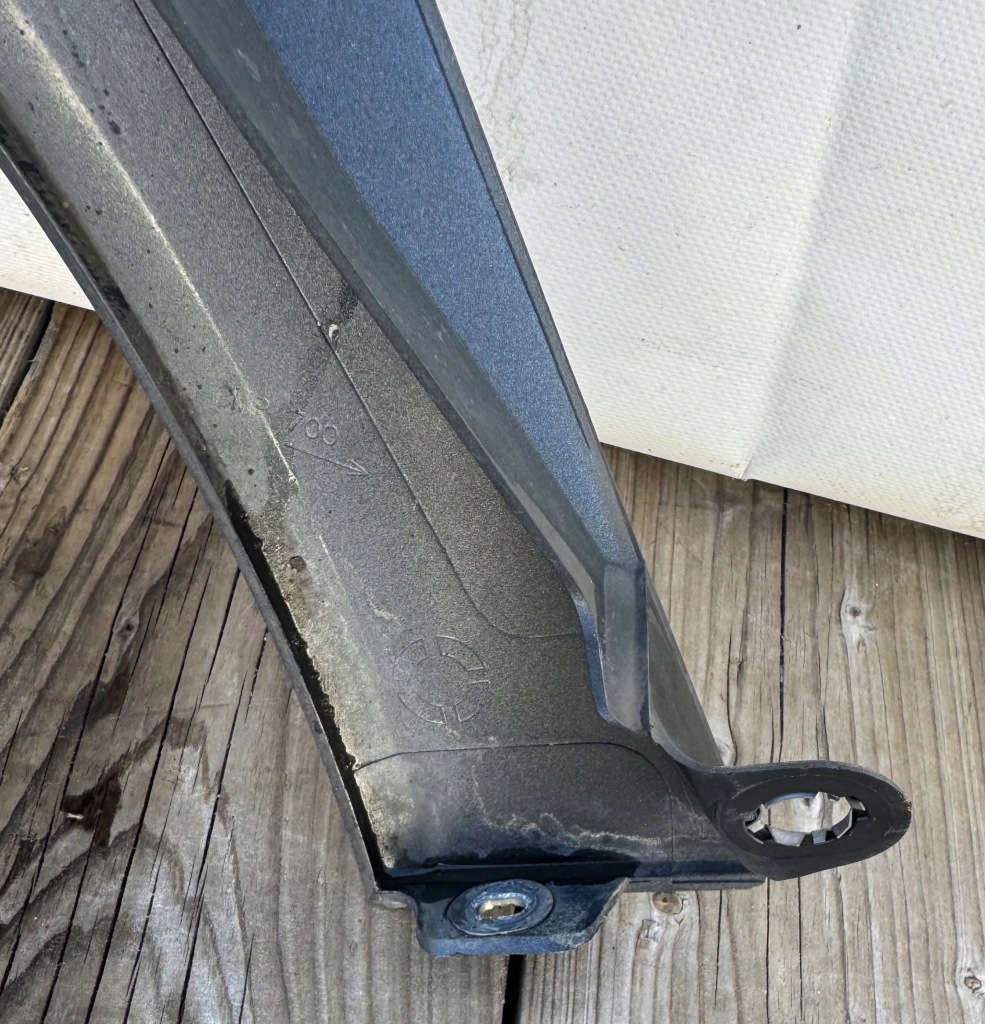 фото №9, Крыло правый peugeot 3008 i 2016r 1.6 hdi ktpd