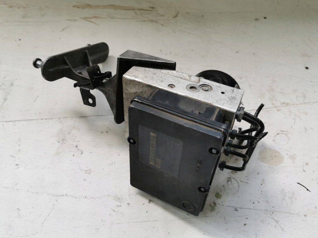 Купити Mercedes насос abs a0345457832