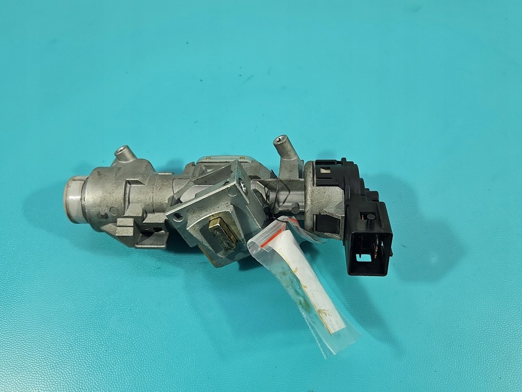 фото №7, Замок запалювання ключ вкладка mazda 3 i bk 3m51-3f880-aa