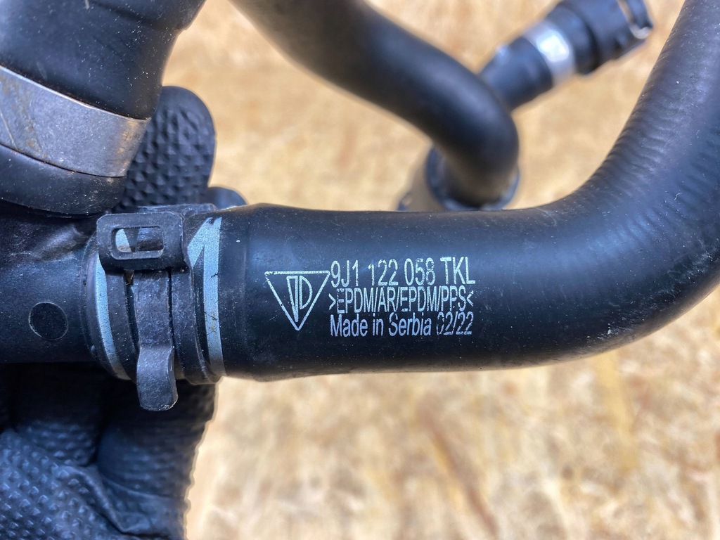 фото №14, Wąż труба шланг wody porsche taycan 9j1 9j1122058 2019-