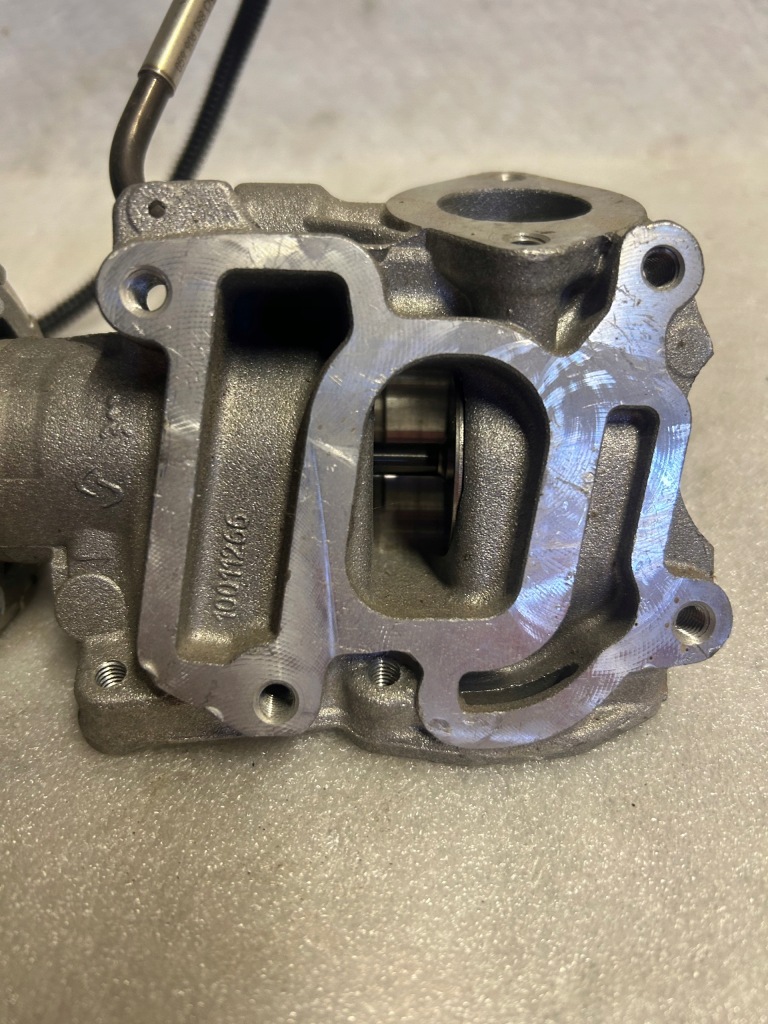Audi a6 a7 q7 a4 3.0tdi клапан egr 059131309c Оригинал