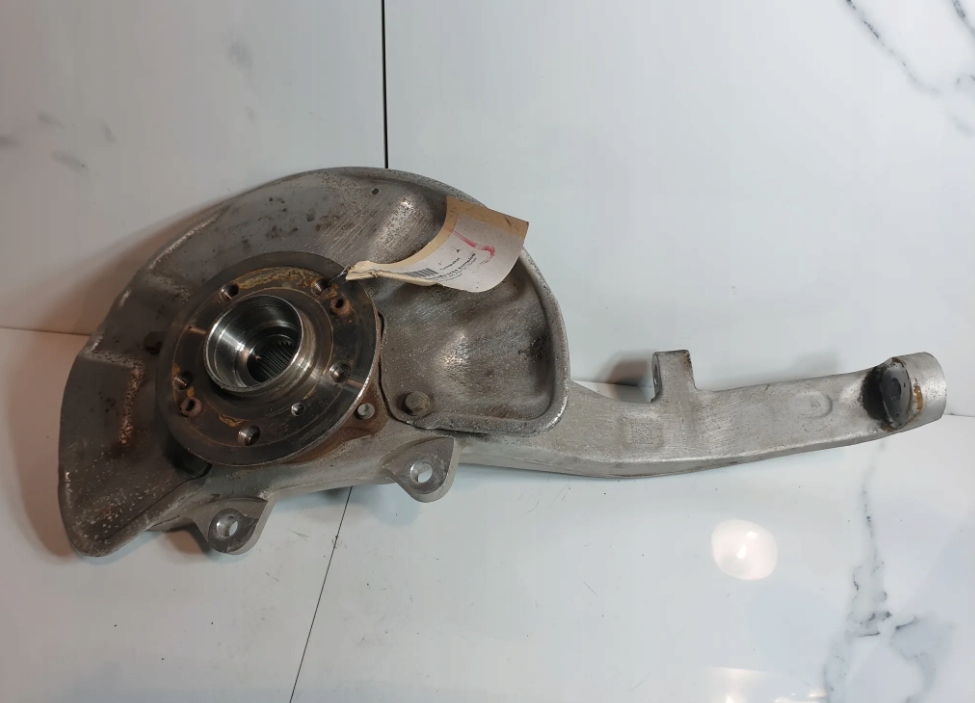 Купить Поворотный кулак перед правый правая mercedes gl ml w166 gls 16610