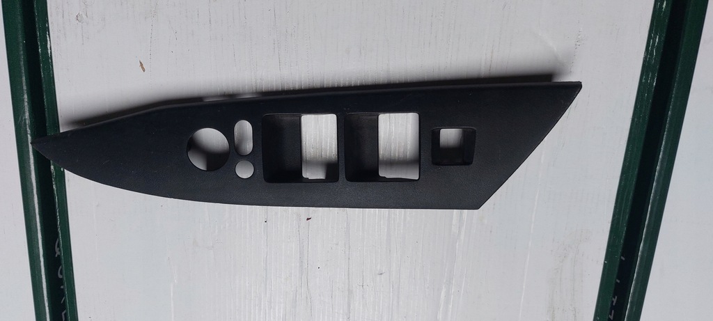 фото №1, Розетка рамка панель окон поворот. mazda 3 bl 10r. eu m