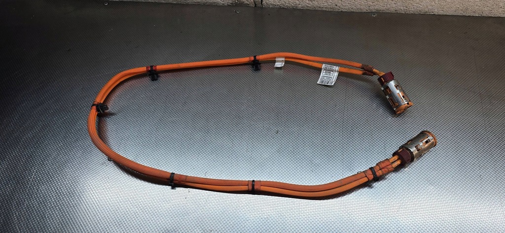 фото №1, Bmw x1 u11 2022 шланг wysokiego напряжения 5a1ca69