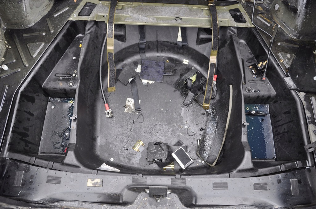 фото №7, Bentley arnage pas задний поддон крыло полный задняя