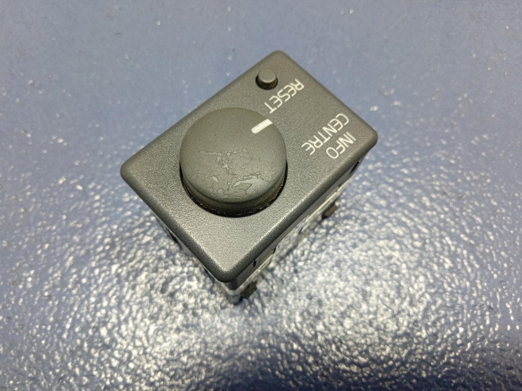 фото №8, Volvo s40 v40 i перемикач комп'ютер 889988