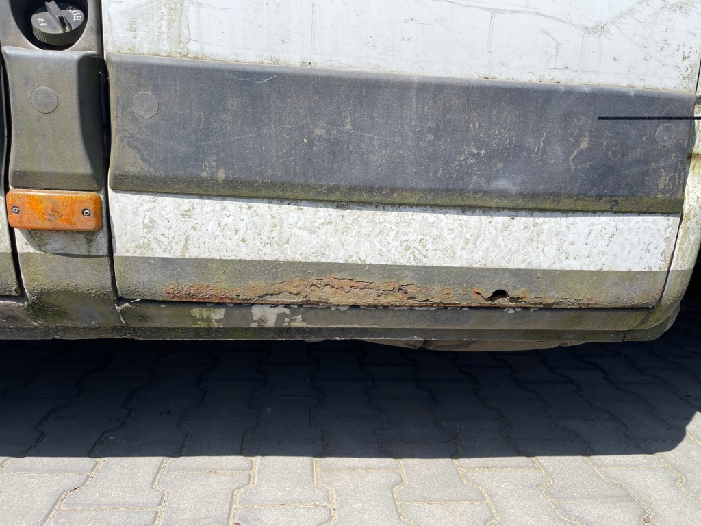 Двері ліва doka dubel кабіна renault mascott Ціна