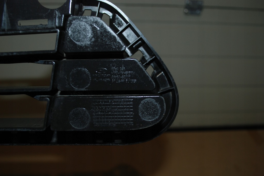 фото №13, Решётка бампера средняя перед hyundai i30 iii 17- 86560-s0000