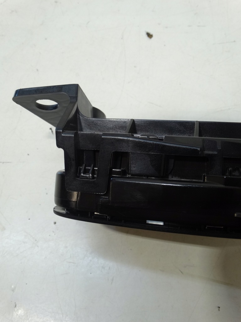 фото №8, Перемикач przewracania сидінь renault espace v 7-місцева 1532888x