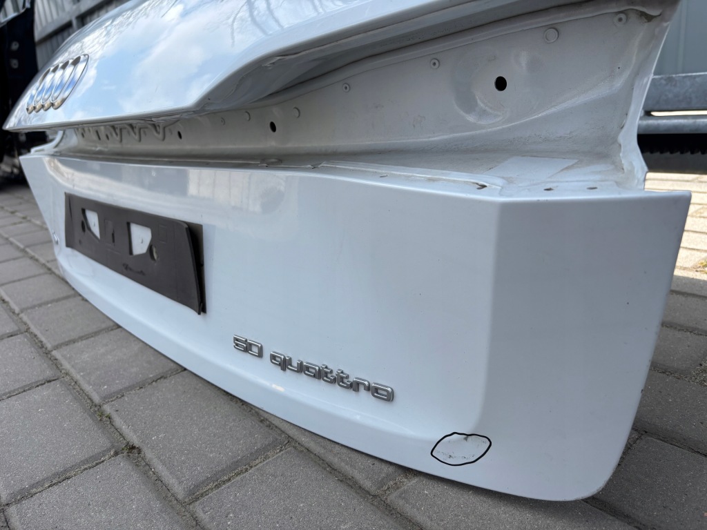Крышка багажника задний  задняя audi etron 4ke Киев