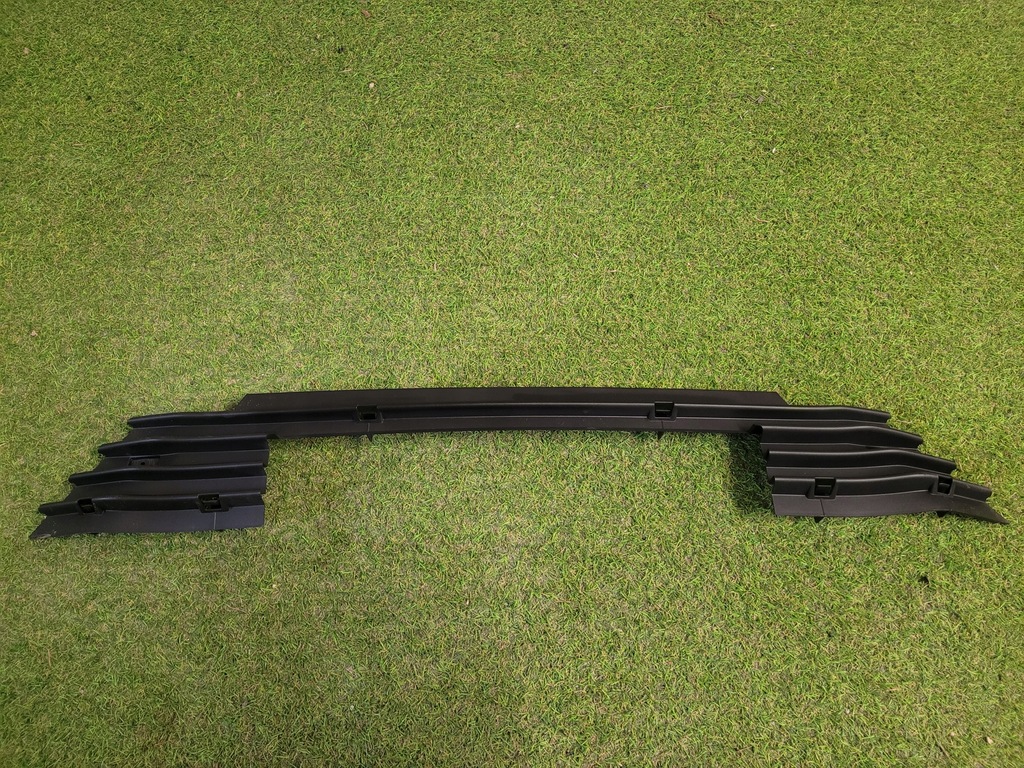 фото №1, Renault megane iv 4 решітка середня 242534881r