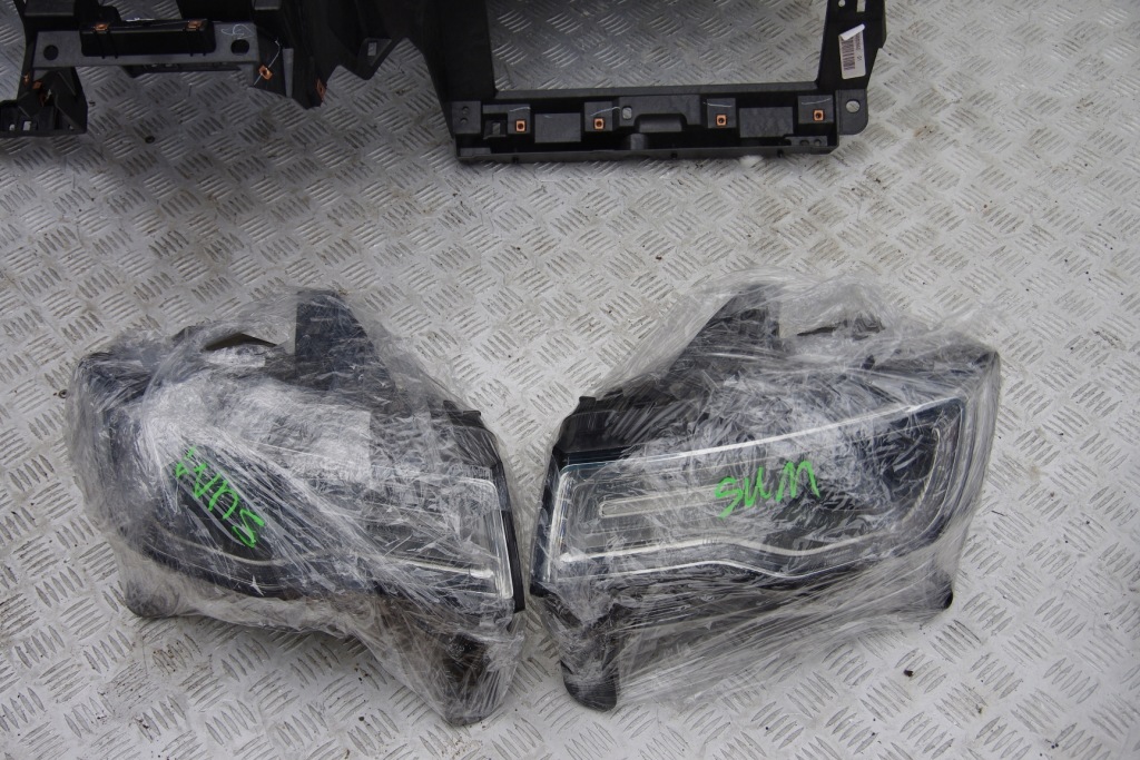 Фара led ксенон поворотний європа summit jeep grand cherokee wk2 рестайлінг  16-21 в Україні