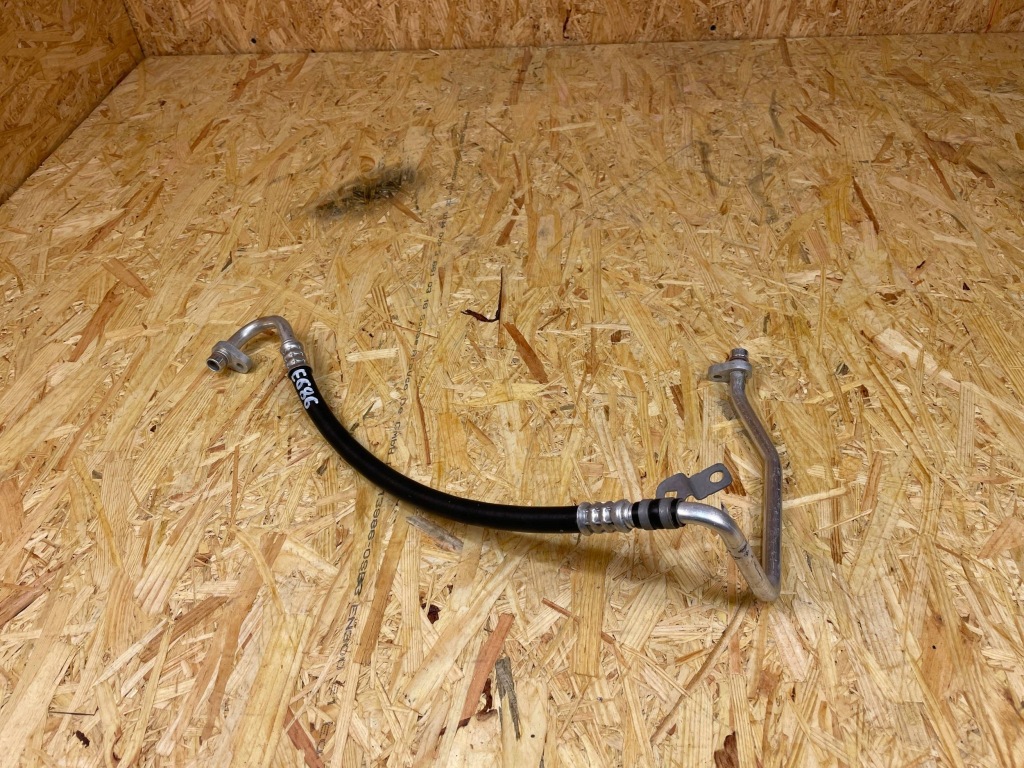 фото №1, Пабтрубок  трубка шланг кондиционера nissan juke ii f16 clio v 924909533r