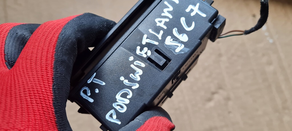 фото №10, S6 c7 4g a6 попільничка двері права правий задня led 4g8857406a a7 4g s7