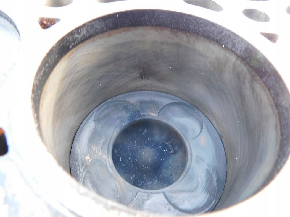 фото №8, Двигатель блок wał поршни dół двигателя поддон масло range rover iii l322 3.0 d m57