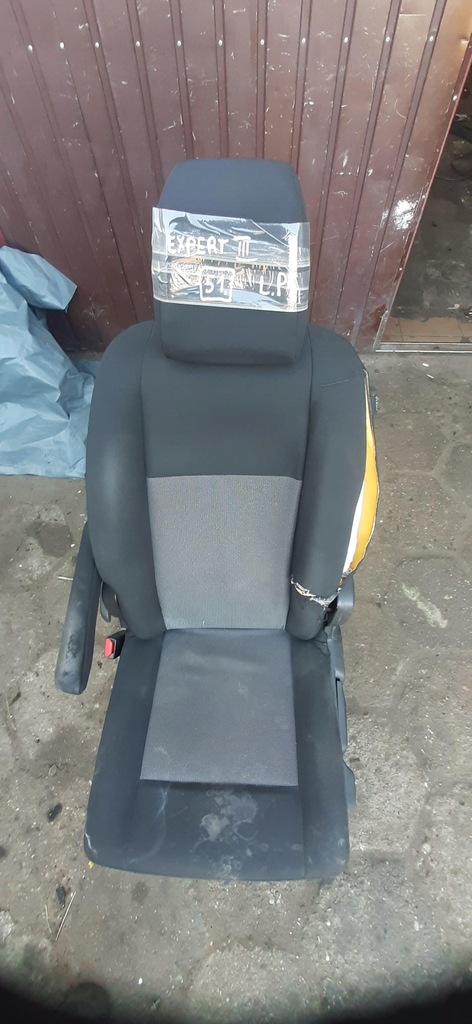 фото №1, Сиденье водителя левый перед передний подлокотник peugeot expert iii 16-23 r