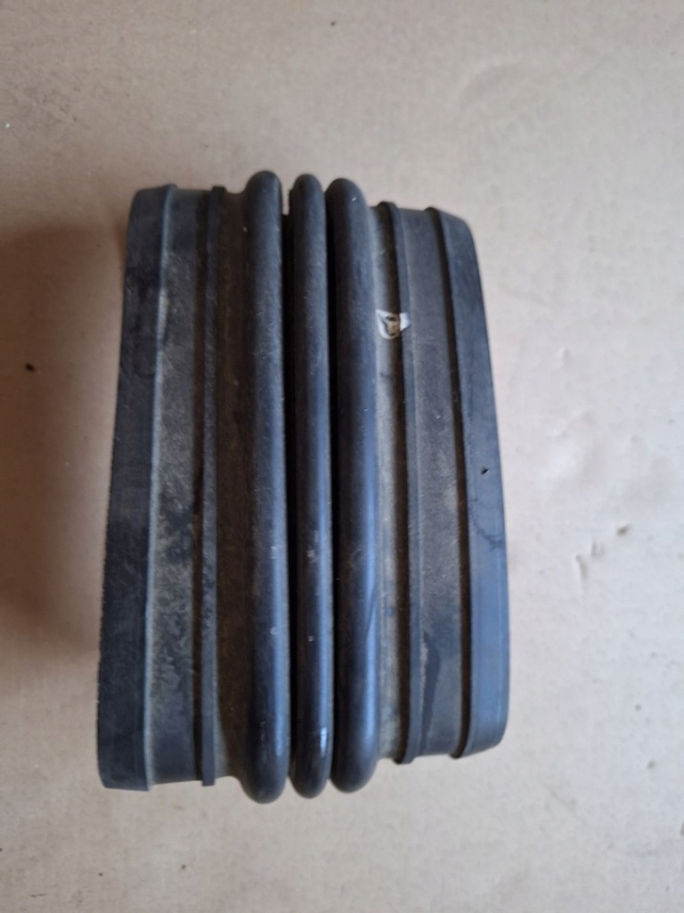 фото №2, Maserati ghibli шланг труба воздухозаборник воздуха 670004599