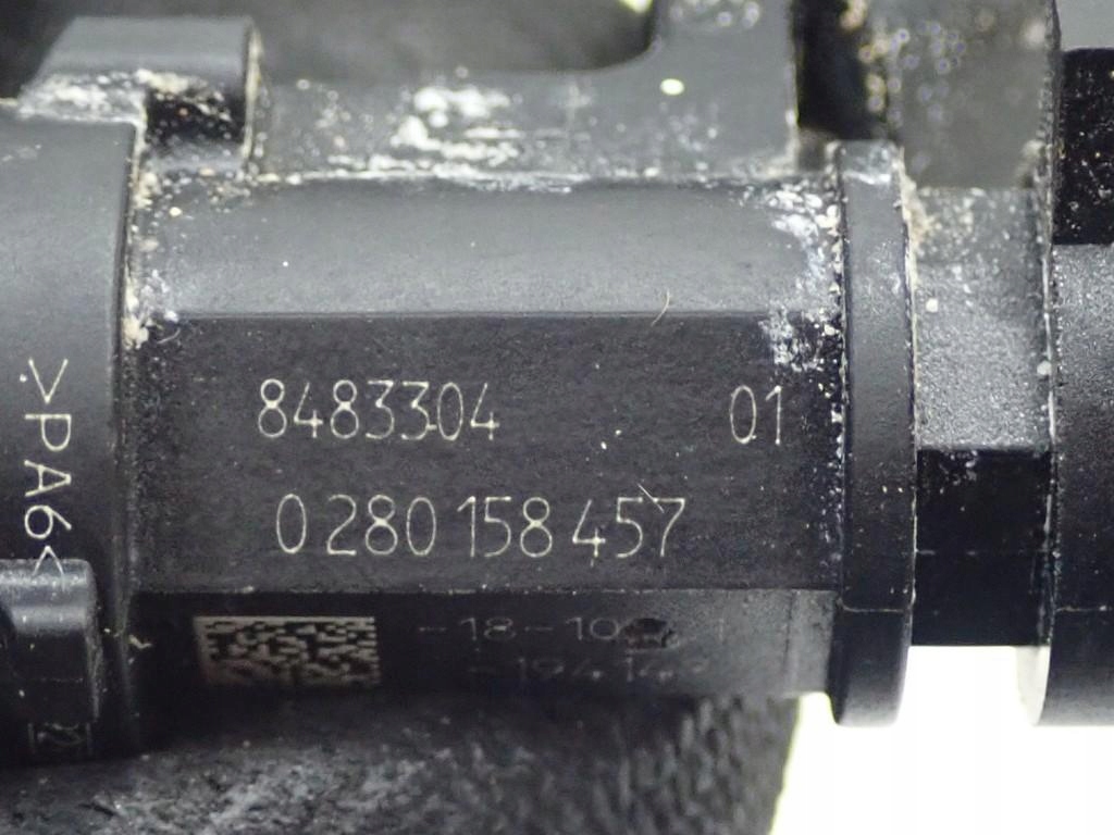 Інжектор форсунка 8489638 bmw 2 u06 ii active tourer 218i 1.5t b38 22r Оригінал