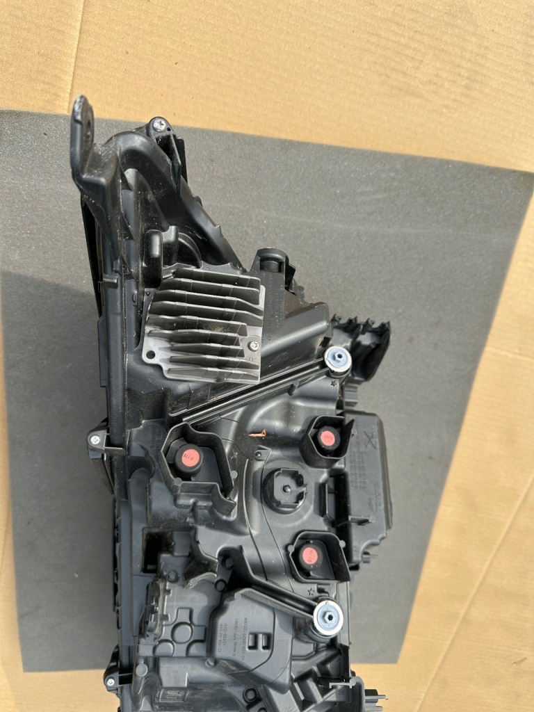 Subaru solterra лампа передняя правая full led версия европа Киев