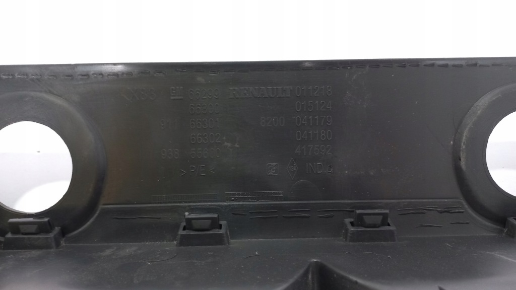 Купить Vivaro trafic talento b накладка заглушка 749068147r