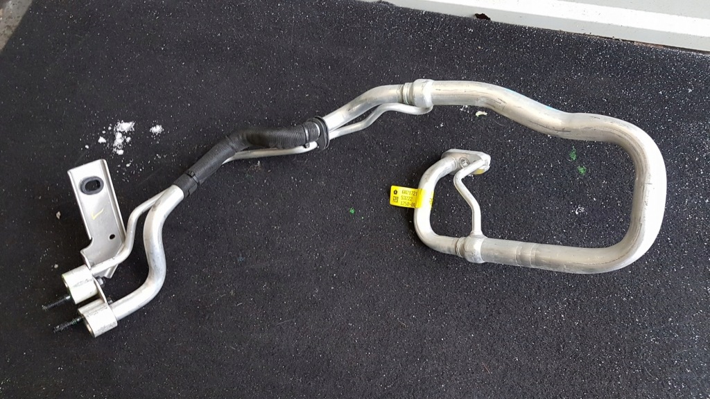 фото №1, Jeep grand cherokee wk2 3.6b шланг кондиціонера