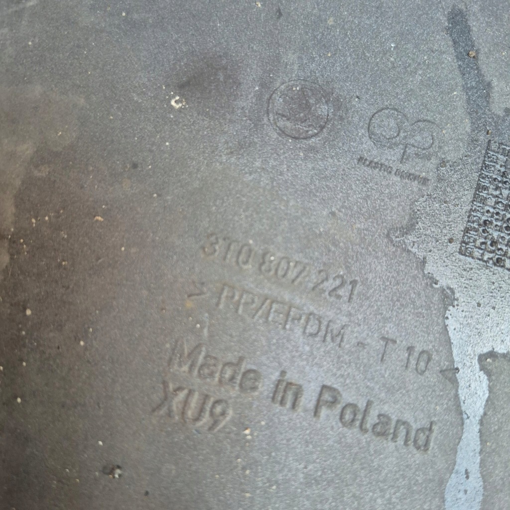 Skoda superb 2 2 08-13 бампер перед передний pdc Цена