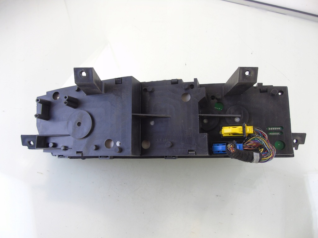 фото №8, Лічильник прилади nissan primera p12 2.0 b au862