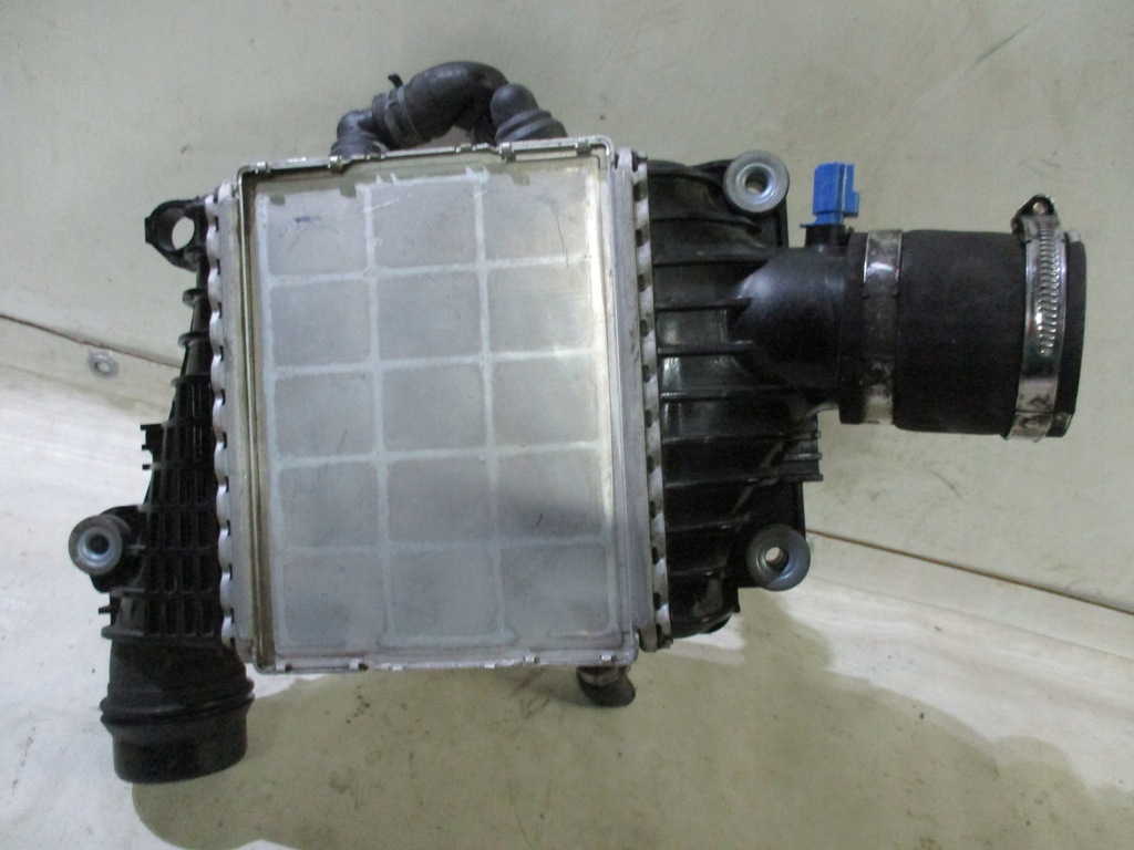 фото №6, Радіатор інтеркулер jaguar xe xf f- pace gx73-6k775-af