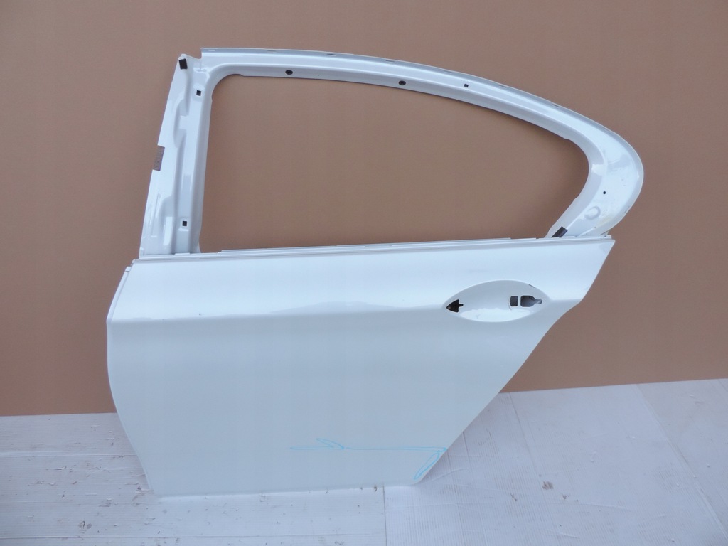 фото №1, Bmw 5 f10 f-10 2010 2011 дверь левая sedan