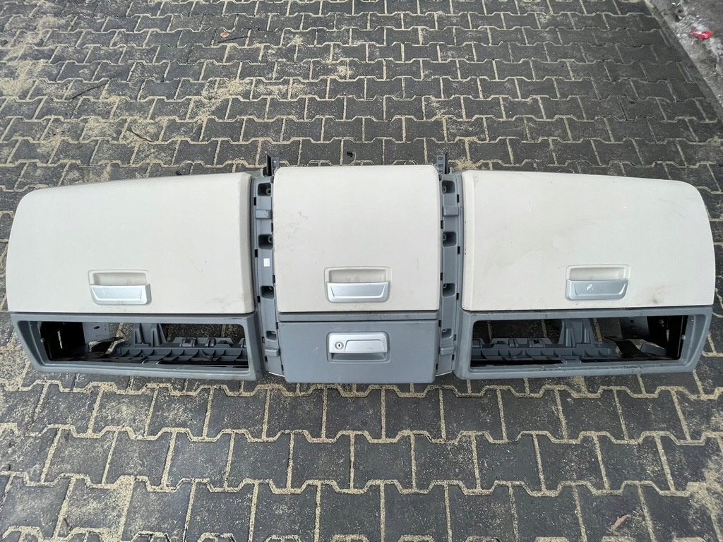 фото №3, Renault t range кришка дверцята бардачка верхнього